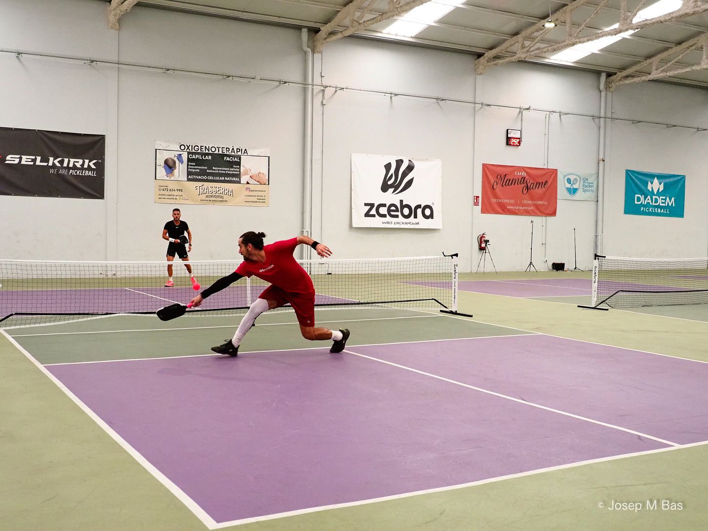 El pickleball sigue al alza: Espectacular torneo de otoño en Vila Pickleball