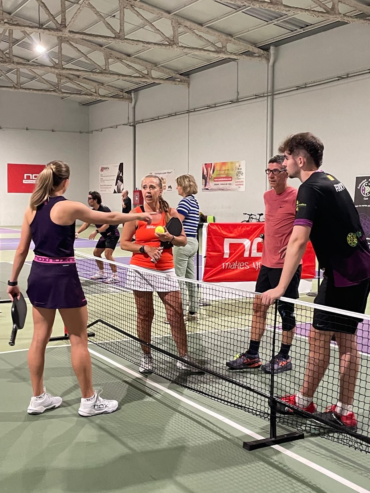 ¡Día de Estrellas en Sabadell! La élite internacional del Pickleball deslumbró en Vila